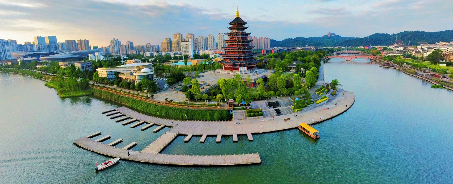 興企愛(ài)崗、志美行厲、建功立業(yè)